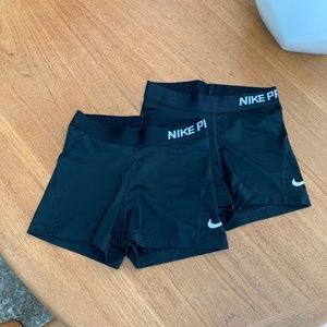 Nike Pros- Black